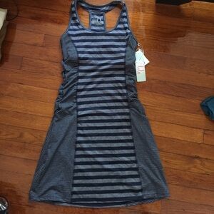 Lola sport dress